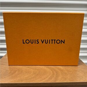 Louis Vuitton box